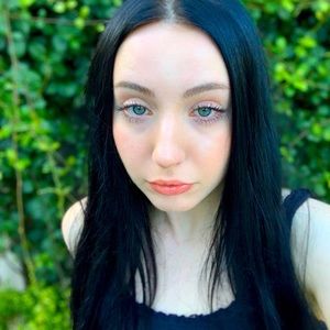 Meet your Posher, Savanna